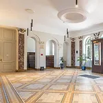 La Suite Imperiale - Baignoire Balneotherapie - Palace Avec Vue Lac